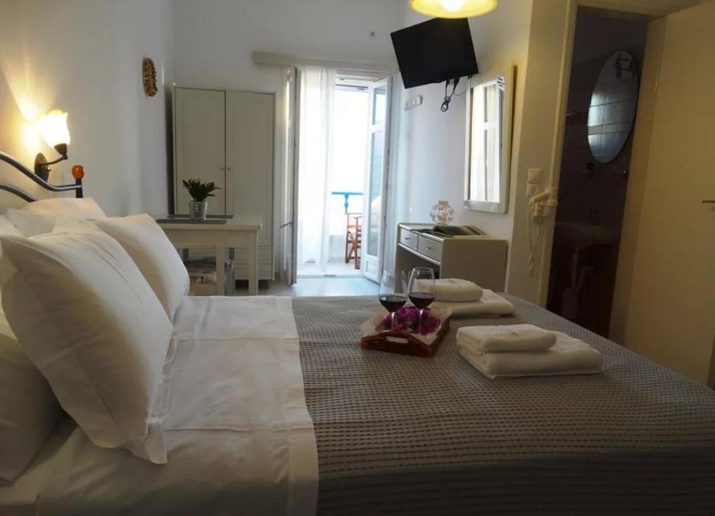 Castelopetra Aparthotel Katapola Exterior foto