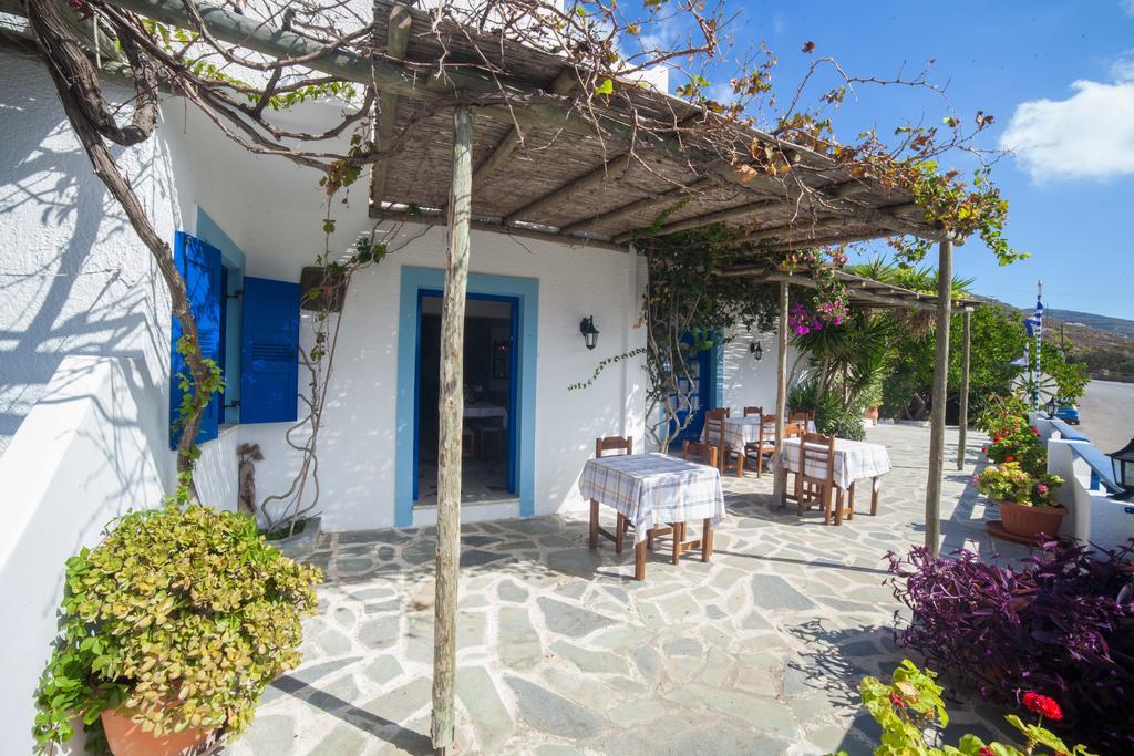 Castelopetra Aparthotel Katapola Exterior foto