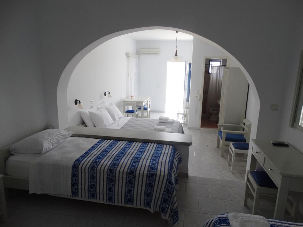 Castelopetra Aparthotel Katapola Exterior foto