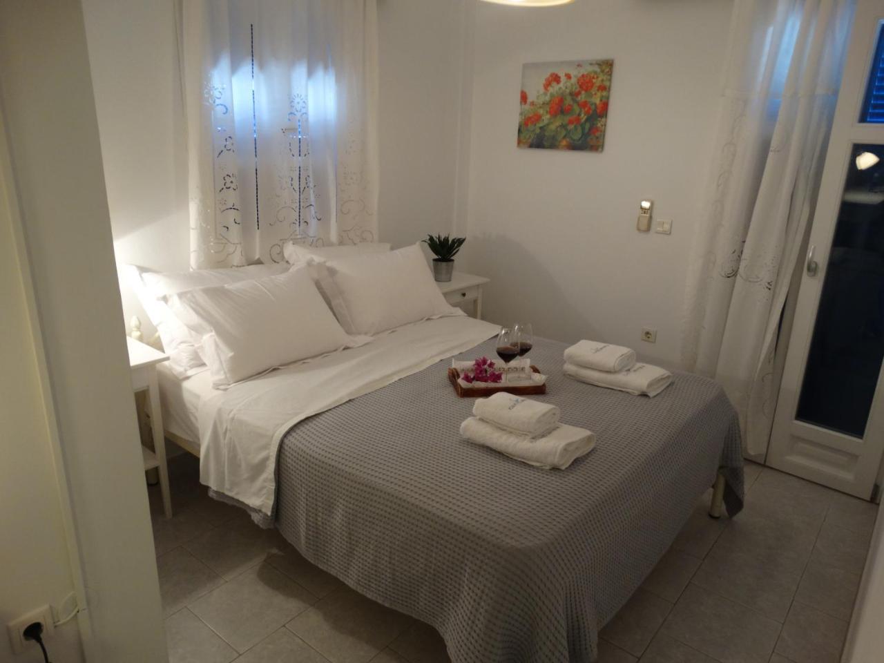 Castelopetra Aparthotel Katapola Exterior foto